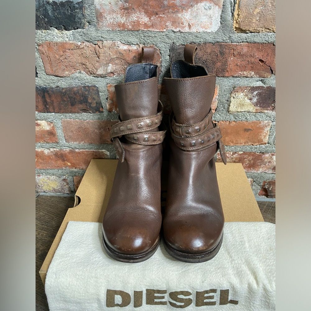 Diesel Wrap Boot - Picture 2 of 7